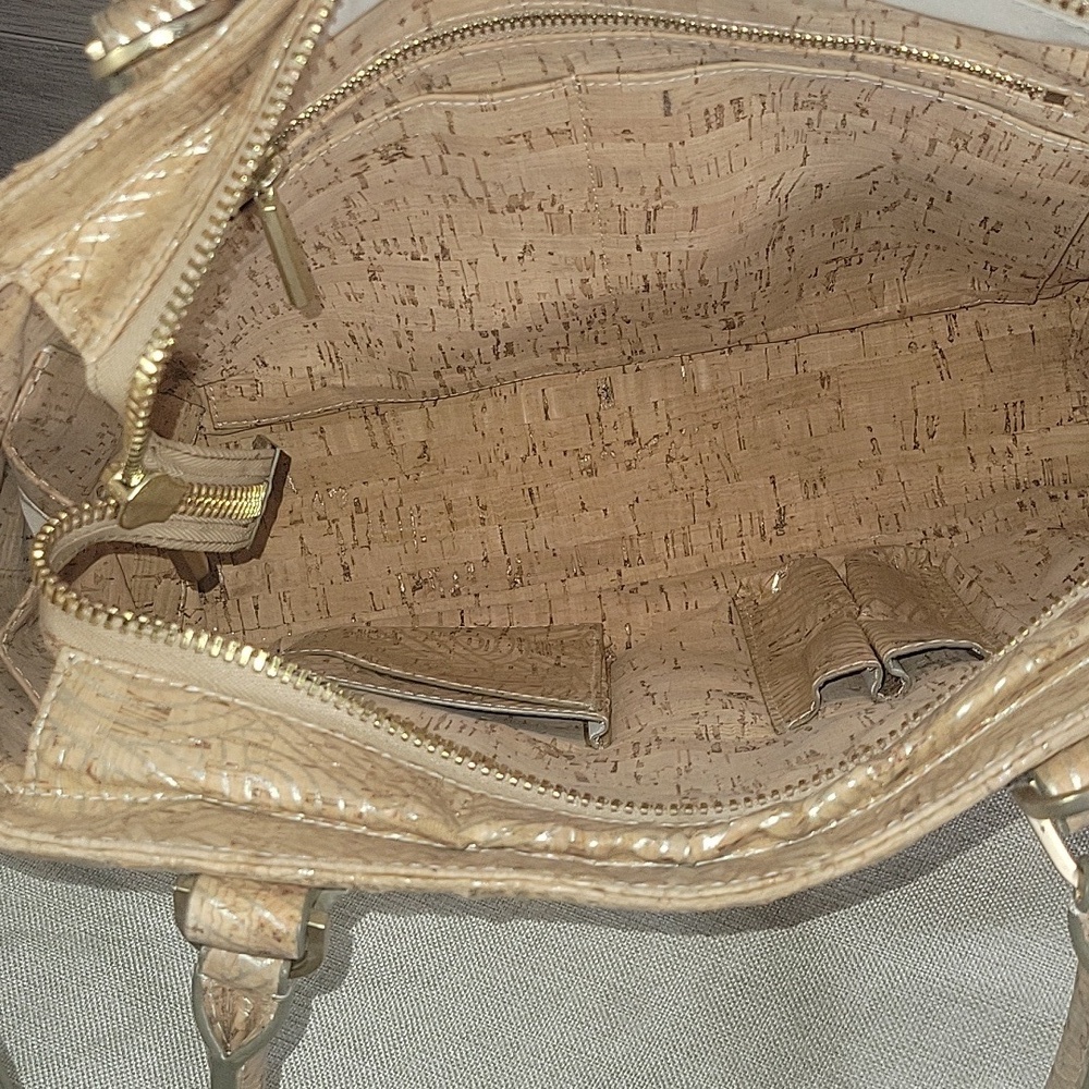 Rare Dagne Dover Signature in Gold Cork Tan Tote Handbag - Picture 12 of 16